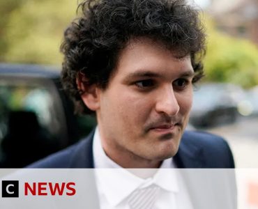 'Crypto King' Sam Bankman-Fried faces lengthy jail term | BBC News