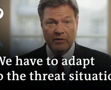 German vice-chancellor warns EU must be prepared for attacks | DW News