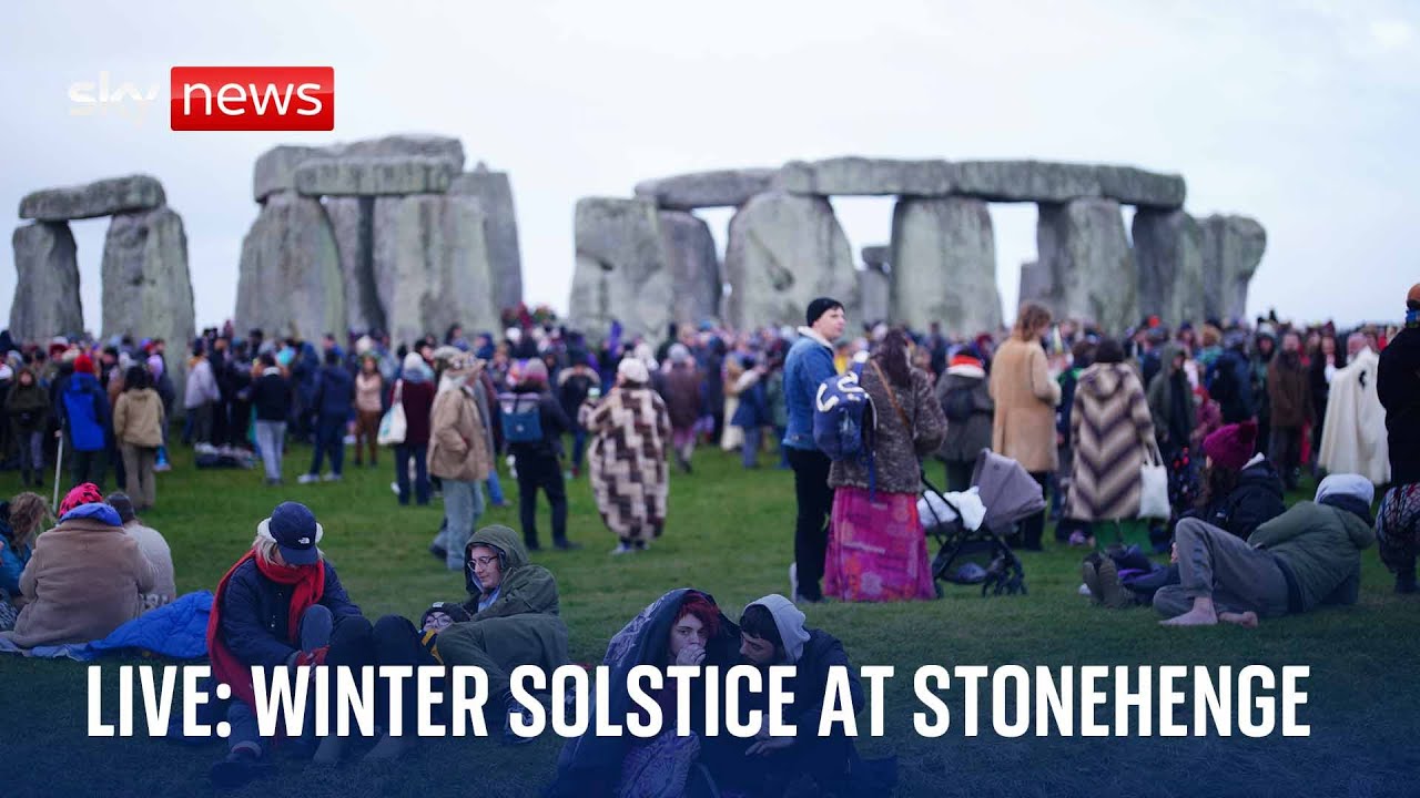 Ceremony takes place at Stonehenge to mark winter solstice 2024 watch